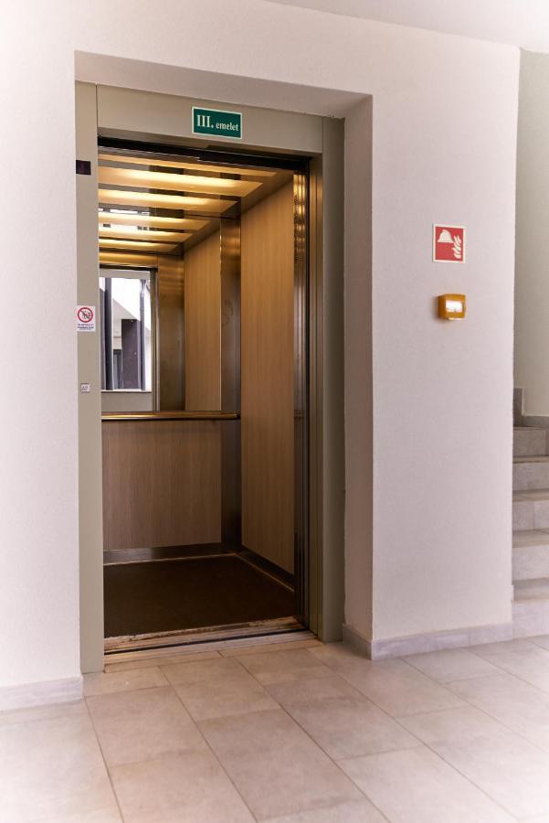 Starlight Silver Szeged - Exclusive Esterno foto